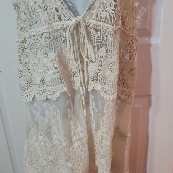 Beautiful lace vest jacket size XL ,new withot tag - Picture 2 of 6